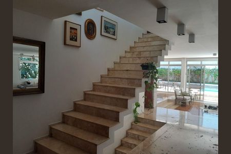 Casa à venda com 3 quartos, 368m² em Morumbi, São Paulo