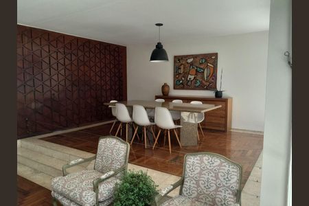 Casa à venda com 3 quartos, 368m² em Morumbi, São Paulo