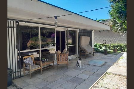 Casa à venda com 3 quartos, 368m² em Morumbi, São Paulo