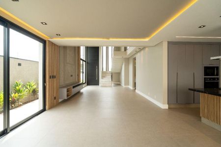 Casa à venda com 3 quartos, 259m² em Swiss Park, Campinas