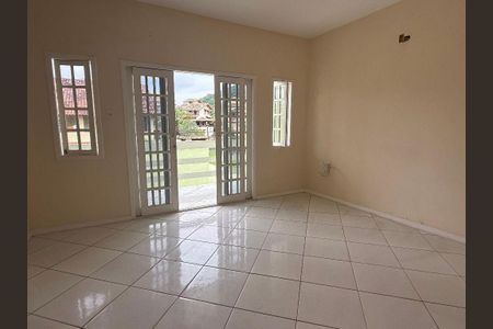 Casa à venda com 3 quartos, 219m² em Serra Grande, Niterói