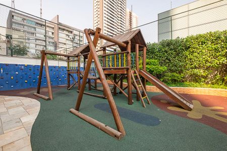 Apartamento à venda com 100m², 3 quartos e 2 vagasPlayground