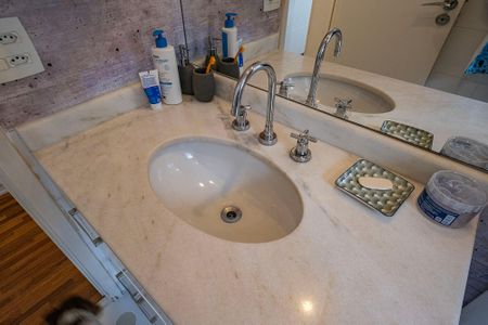 Apartamento à venda com 100m², 3 quartos e 2 vagasBanheiro