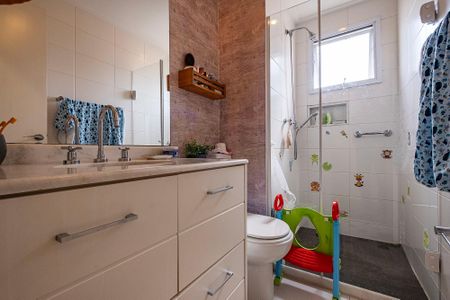 Apartamento à venda com 100m², 3 quartos e 2 vagasBanheiro