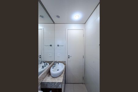 Apartamento para alugar com 66m², 1 quarto e 2 vagasBanheiro da Suíte