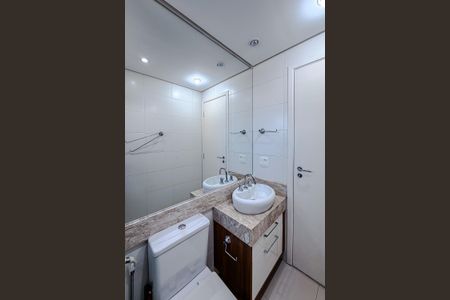 Apartamento para alugar com 66m², 1 quarto e 2 vagasBanheiro da Suíte