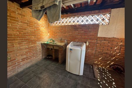 Casa à venda com 290m², 2 quartos e 3 vagasÁrea de Serviço - Casa 2
