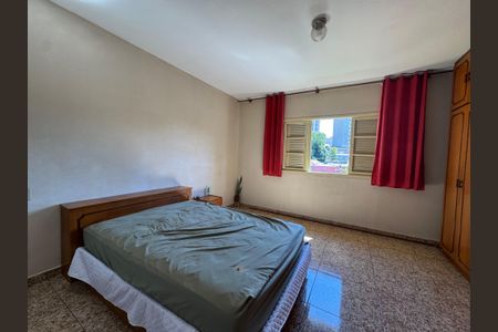 Casa à venda com 290m², 2 quartos e 3 vagasQuarto 3 - Casa 2