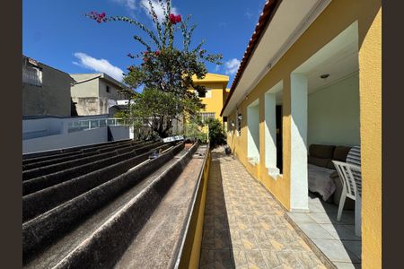 Corredor de casa à venda com 2 quartos, 290m² em Vila Osasco, Osasco