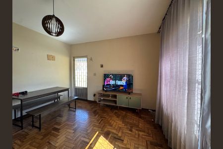 Casa à venda com 290m², 2 quartos e 3 vagasSala - Casa 2