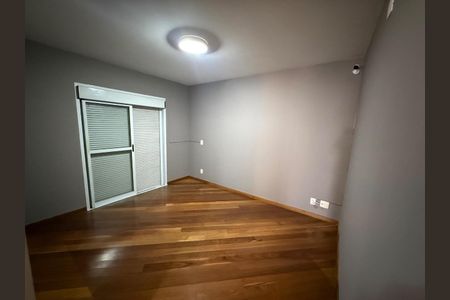 Foto 15 de apartamento à venda com 4 quartos, 212m² em Vila Nova Conceição, São Paulo