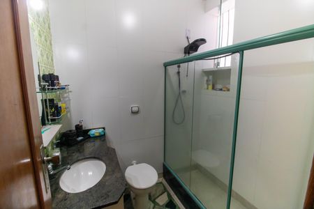 Casa à venda com 210m², 3 quartos e 4 vagasBanheiro 1