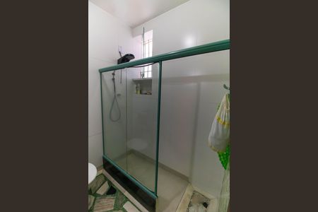 Casa à venda com 210m², 3 quartos e 4 vagasBanheiro 1