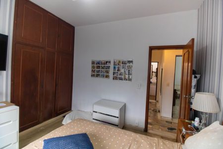Casa à venda com 210m², 3 quartos e 4 vagasQuarto 2