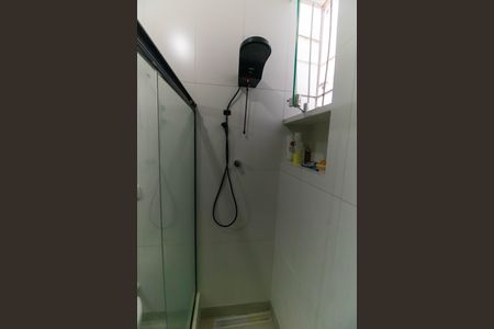 Casa à venda com 210m², 3 quartos e 4 vagasBanheiro 1