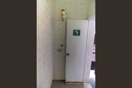 Casa à venda com 210m², 3 quartos e 4 vagasBanheiro