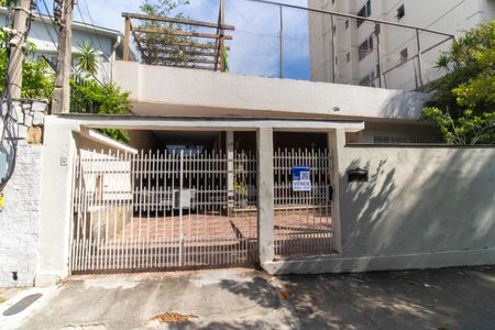 Casa à venda com 210m², 3 quartos e 4 vagasPlaquinha 