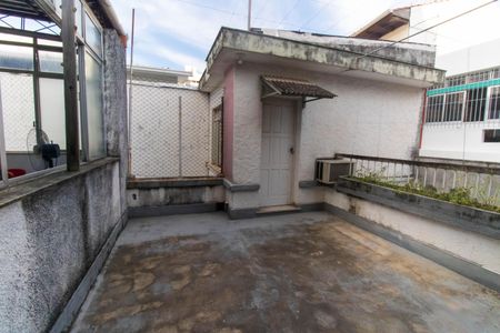 Casa à venda com 210m², 3 quartos e 4 vagasTerraço