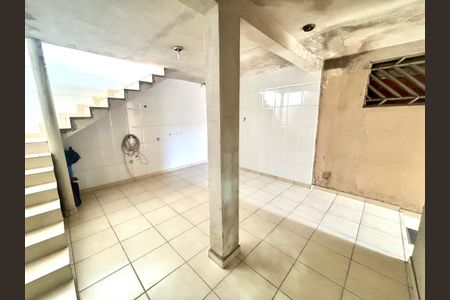 Casa à venda com 125m², 2 quartos e 2 vagasQuintal