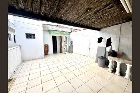 Casa à venda com 125m², 2 quartos e 2 vagasVaranda