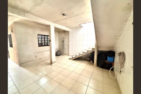 Casa à venda com 125m², 2 quartos e 2 vagasQuintal
