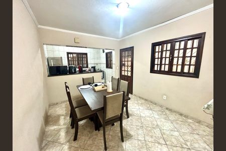 Casa à venda com 125m², 2 quartos e 2 vagasSala de Jantar