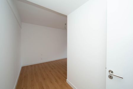 Apartamento à venda com 74m², 2 quartos e 2 vagas Apartamento à venda com 74m², 2 quartos e 2 vagasQUARTO2