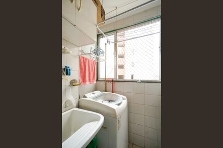 Apartamento à venda com 67m², 3 quartos e 1 vagaÁrea de serviço