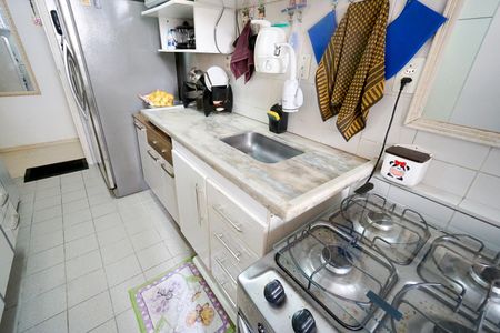 Apartamento à venda com 67m², 3 quartos e 1 vagaPia e fogão