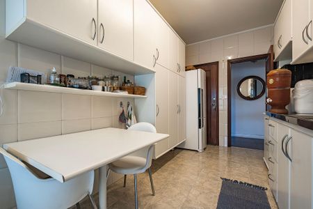Apartamento à venda com 125m², 3 quartos e 1 vagaCozinha