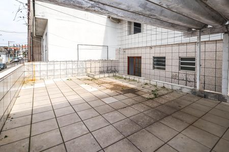 Casa à venda com 120m², 2 quartos e 3 vagasQuintal