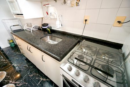 Apartamento à venda com 67m², 3 quartos e 1 vagaPia fogão