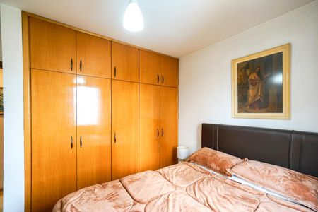 Apartamento à venda com 67m², 3 quartos e 1 vagaQuarto 02