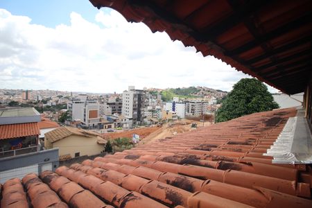 Casa à venda com 86m², 3 quartos e 1 vagaVista