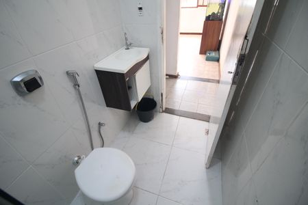 Casa à venda com 86m², 3 quartos e 1 vagaBanheiro