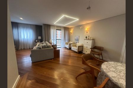 Apartamento à venda com 94m², 2 quartos e 2 vagasSala