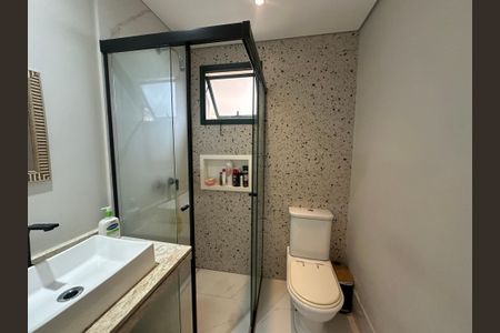 Apartamento à venda com 94m², 2 quartos e 2 vagasBanheiro da Suíte