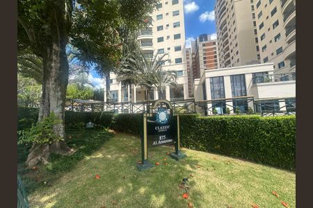 Apartamento à venda com 94m², 2 quartos e 2 vagasFachada e portaria