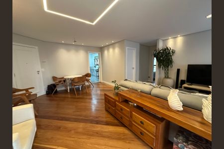 Apartamento à venda com 94m², 2 quartos e 2 vagasSala