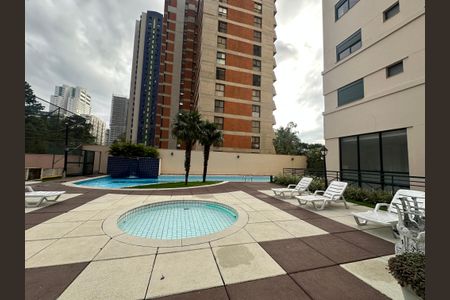 Apartamento à venda com 94m², 2 quartos e 2 vagasÁrea comum - Piscina