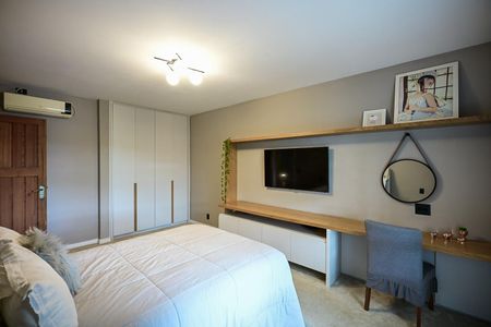 Casa à venda com 735m², 5 quartos e 6 vagasQuarto 1