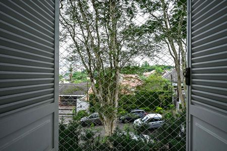 Casa à venda com 735m², 5 quartos e 6 vagasVista do Quarto 2