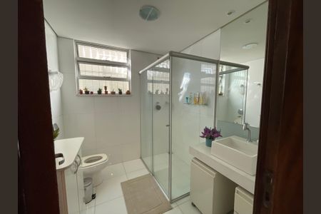 Apartamento à venda com 180m², 3 quartos e 1 vagaBanheiro