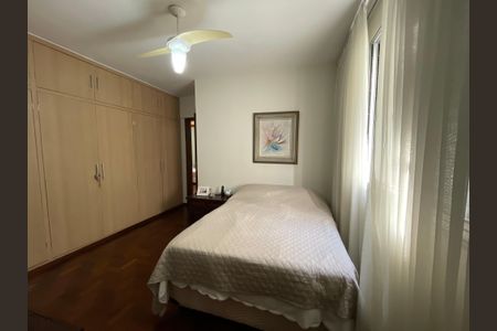 Apartamento à venda com 180m², 3 quartos e 1 vagaquarto