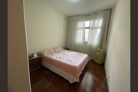 Apartamento à venda com 180m², 3 quartos e 1 vagaQuarto