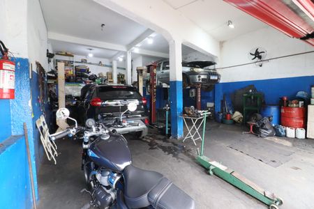 Casa à venda com 200m², 5 quartos e 4 vagasGaragem