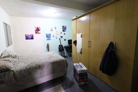 Casa à venda com 200m², 5 quartos e 4 vagasQuarto 5