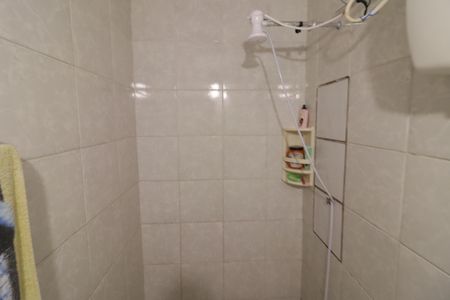 Casa à venda com 200m², 5 quartos e 4 vagasBanheiro da Suíte 2