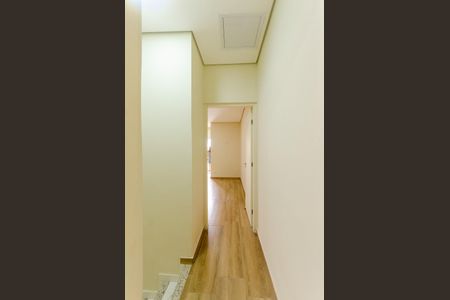 Casa para alugar com 200m², 2 quartos e 2 vagas Casa para alugar com 200m², 2 quartos e 2 vagasCorredor