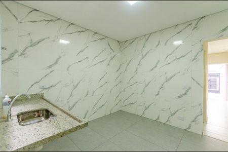 Casa para alugar com 200m², 2 quartos e 2 vagas Casa para alugar com 200m², 2 quartos e 2 vagasCozinha